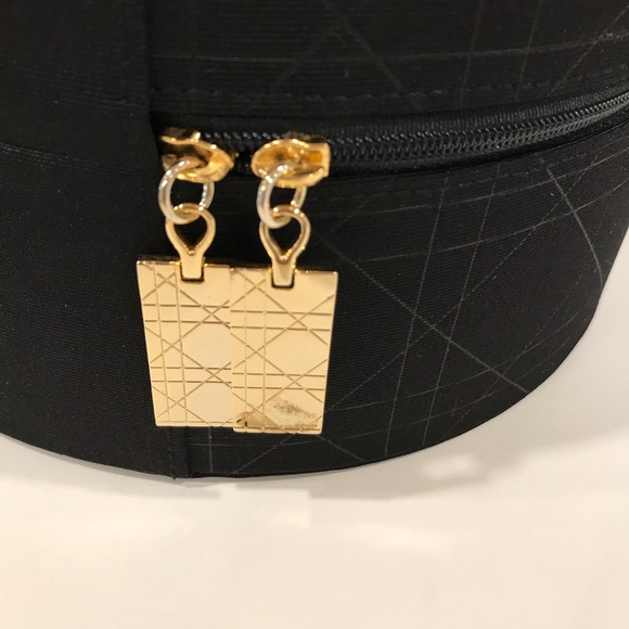 Dior Black Round Cosmetic Case with Gold Accent - Picture 7 of 8